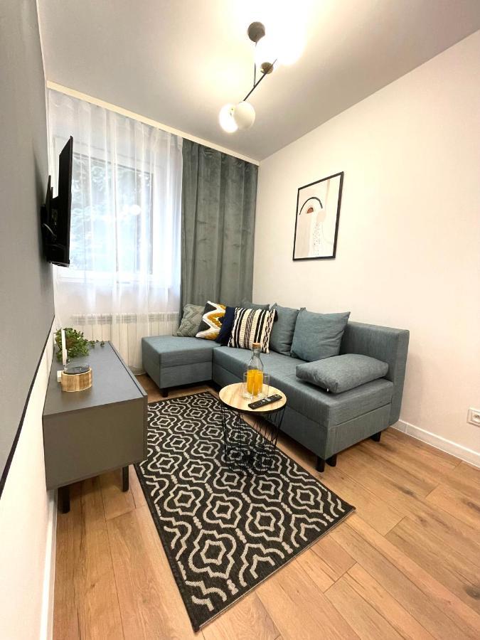 Przestronny Apartament W Centrum Miasta Radom Extérieur photo